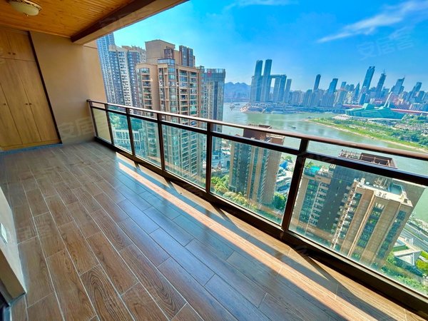 重庆南岸南滨路长嘉汇汇璟(实拍 一线江景房)大剧院来福士尽收眼底