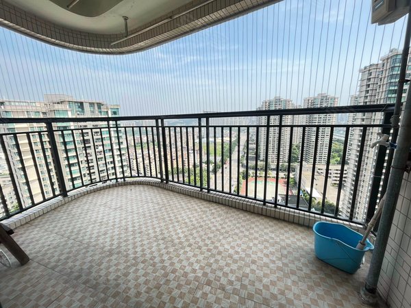 雅居乐锦城精装一房一厅 可以伶包入住 随时可以看房 业主急租,花都