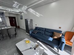 庆阳西峰西峰城区市妇幼保健院附近,精装两居室,家具家电齐全,厨卫完善。出租房源真实图片