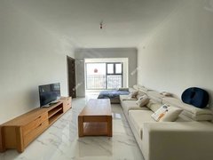 昆明盘龙金殿片区碧桂园北城映象-立春苑3房 精装1500元月出租房源真实图片