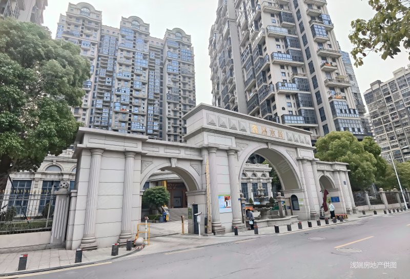 观音山 鑫塔水尚 满五   精装好房 交通便捷 带电梯