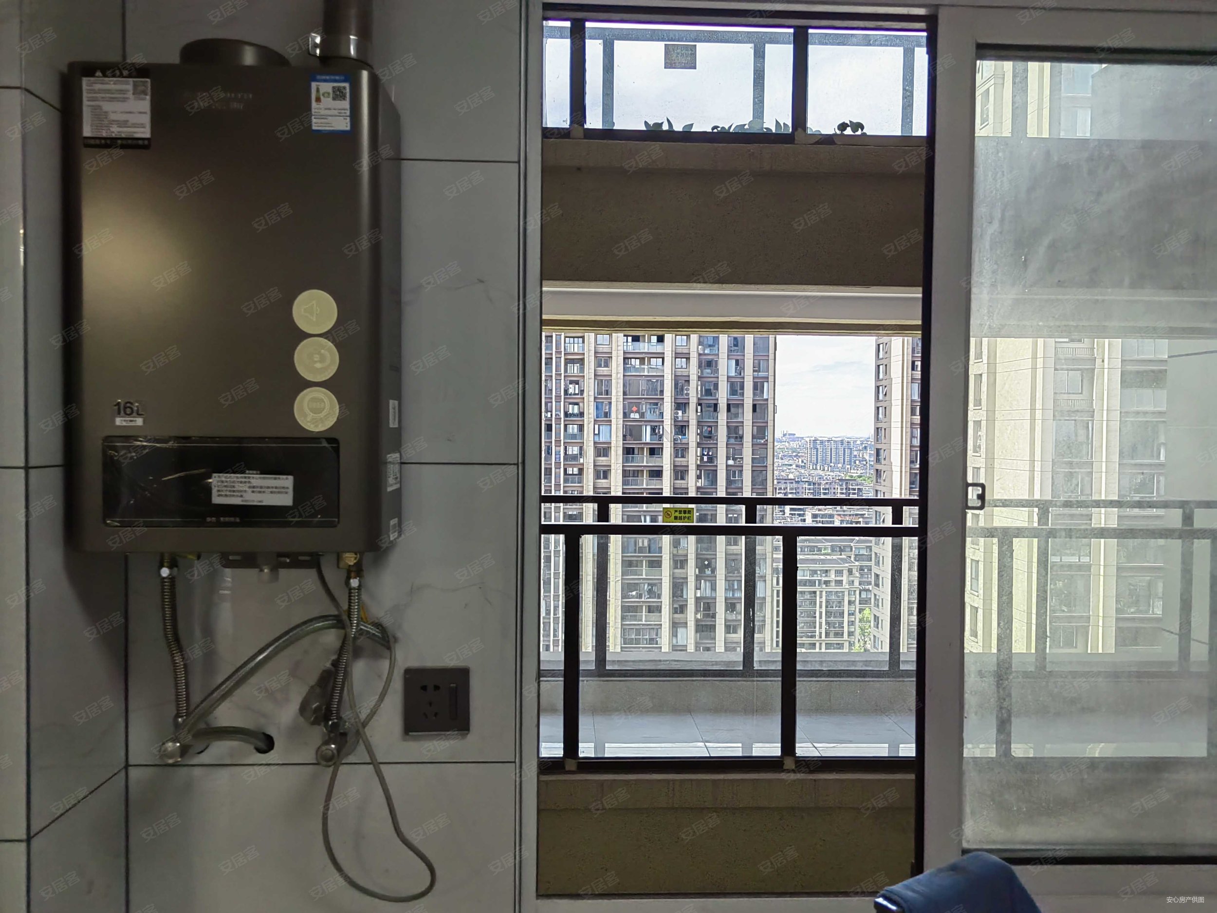 金峰又一城(南区)3室2厅2卫120㎡南204万