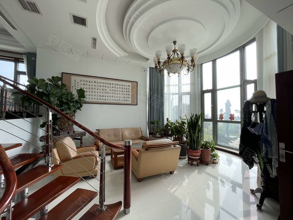 青岛市南湛山天林花园(别墅)市南区!全海景大独栋!院子大,停车方便!