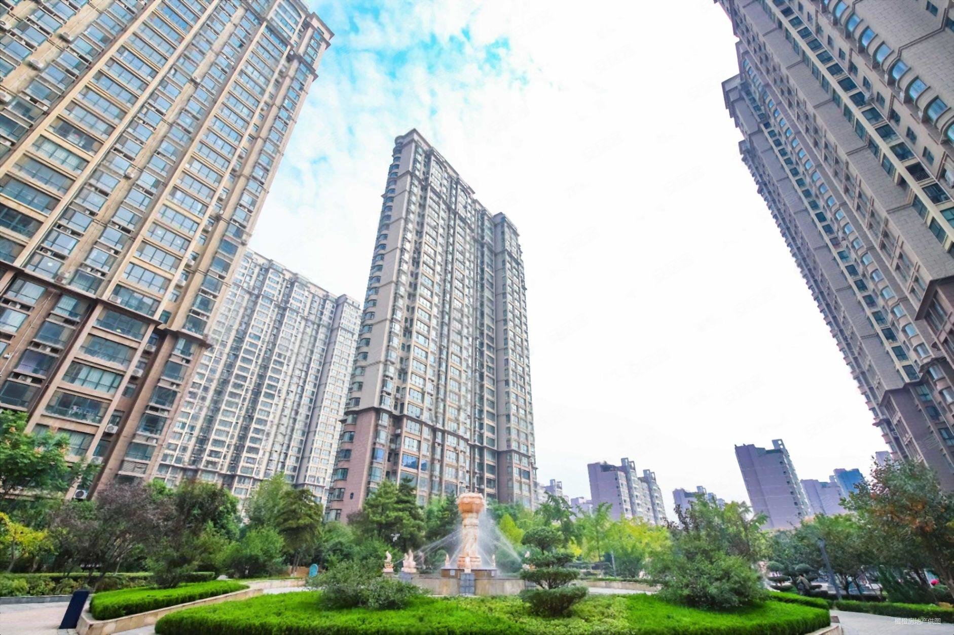 洛阳房产网>洛阳二手房>洛龙二手房>泉舜财富中心二手房>紫金风景线
