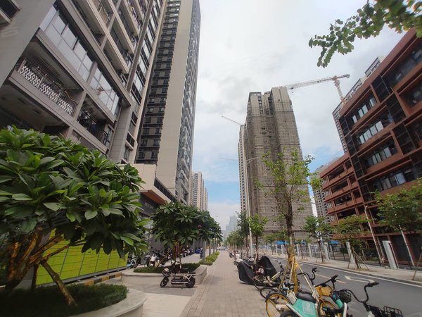 广州黄埔鱼珠富颐华庭富颐华庭 中楼层南向三房 拎包入住 小区免停车