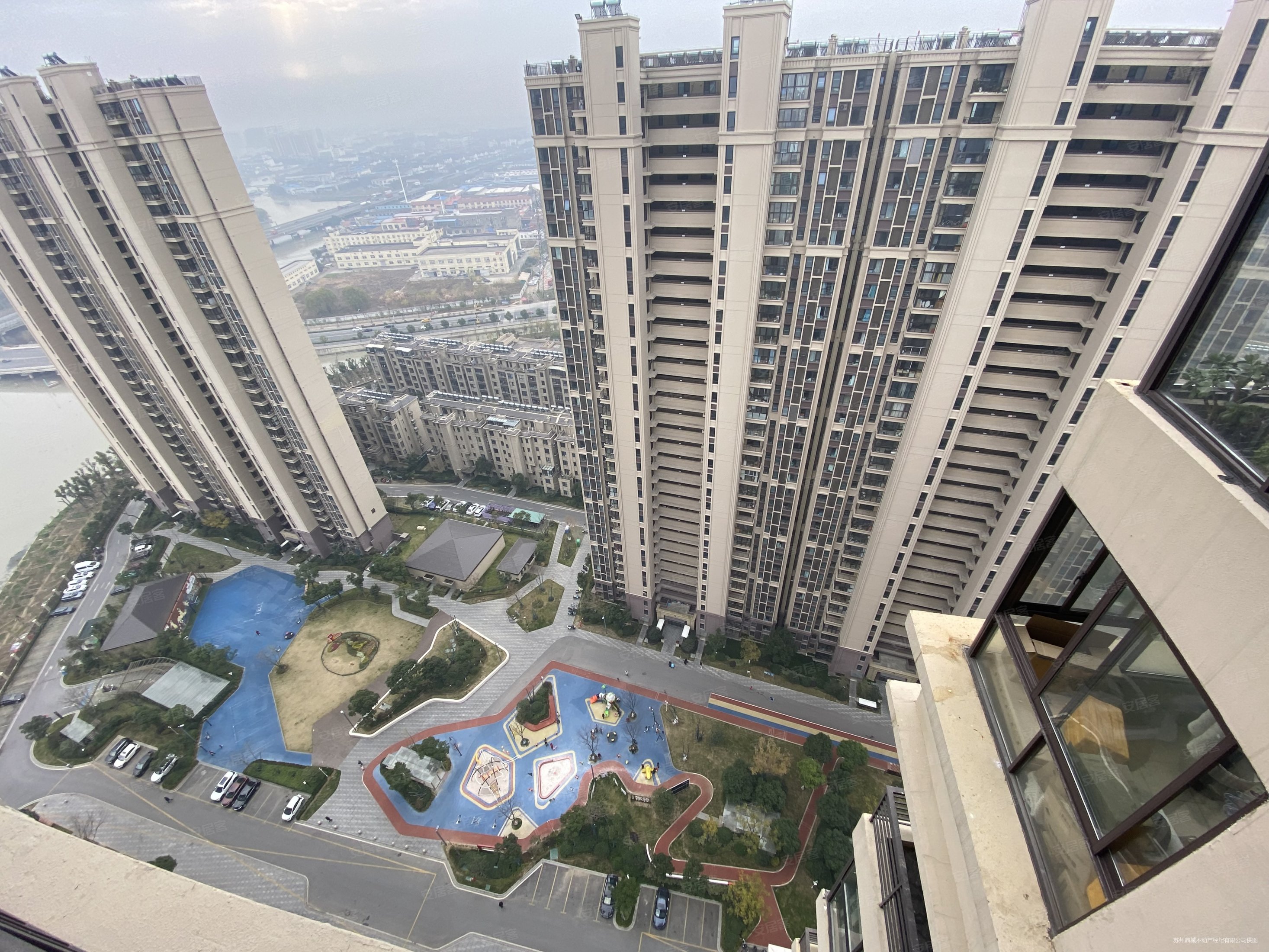 阳光城丽景湾3室1厅1卫116.26㎡南173万