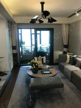 (新房)高新区核心区域 万科翡翠国宾 精装大三室拎包住可按揭