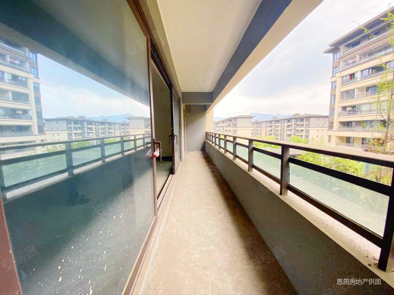 重庆房产网>重庆二手房>南岸二手房>刘家坪二手房>荣盛华府(二期)>800