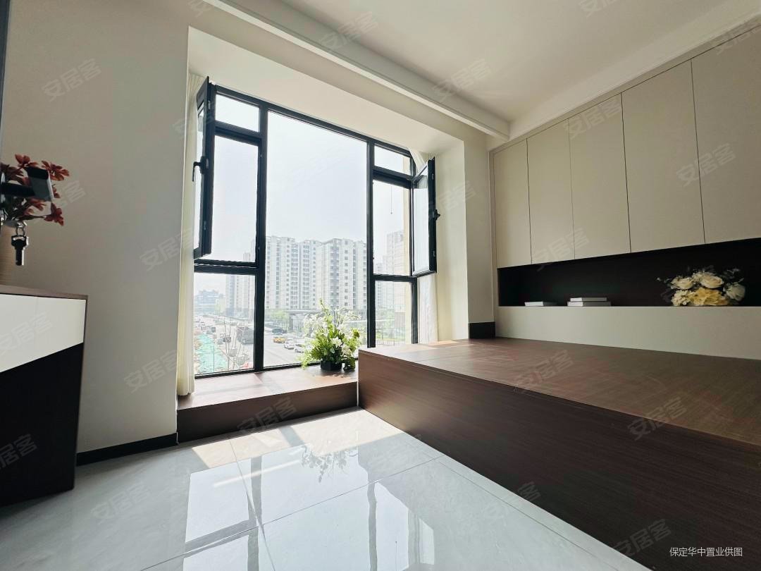 东部风景3室2厅1卫104㎡南北66.8万