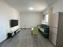 镇江丹徒宝龙广场宜东铭苑康宁新寓 电梯房 3室2厅1卫 拎包入住出租房源真实图片