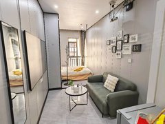 长沙天心坡子街带露台,湘江中路地铁口,万达广场 五一广场 解放西 坡子街出租房源真实图片