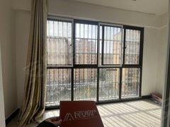 阜阳颍州清河东路整租师范大学吾悦西站栖霞苑旁职教园四里安居苑家具家电齐全拎包出租房源真实图片