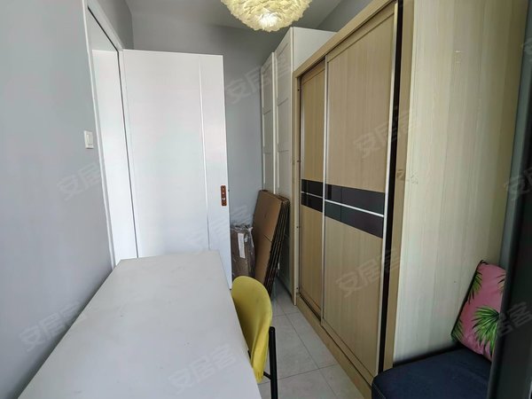 深圳南山南油南园枫叶公寓南园枫叶公寓 2室1厅1卫 南北通透 精装修