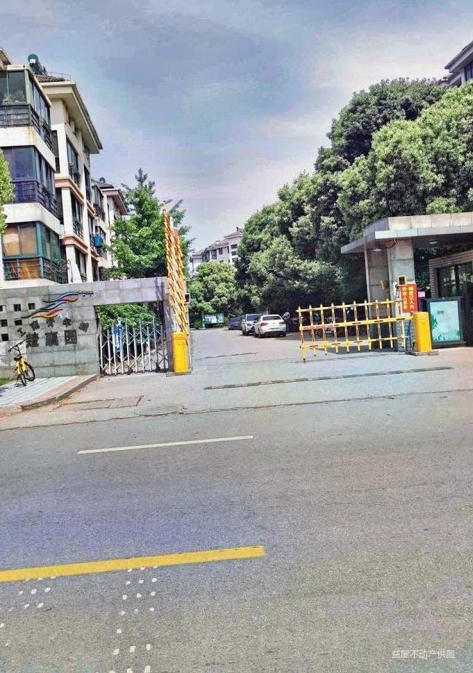 江南青年城楚襄园