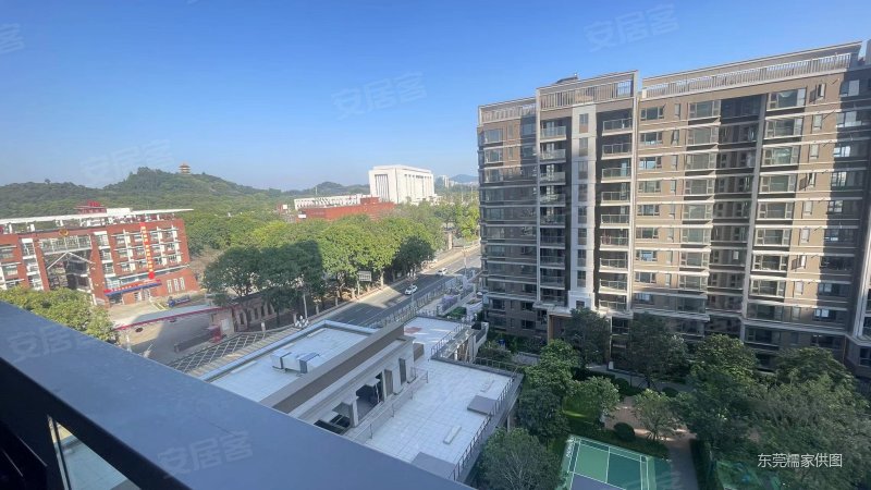 万科瑧山悦花园大平层4房3卫全新装修未住过堪比新房景观好