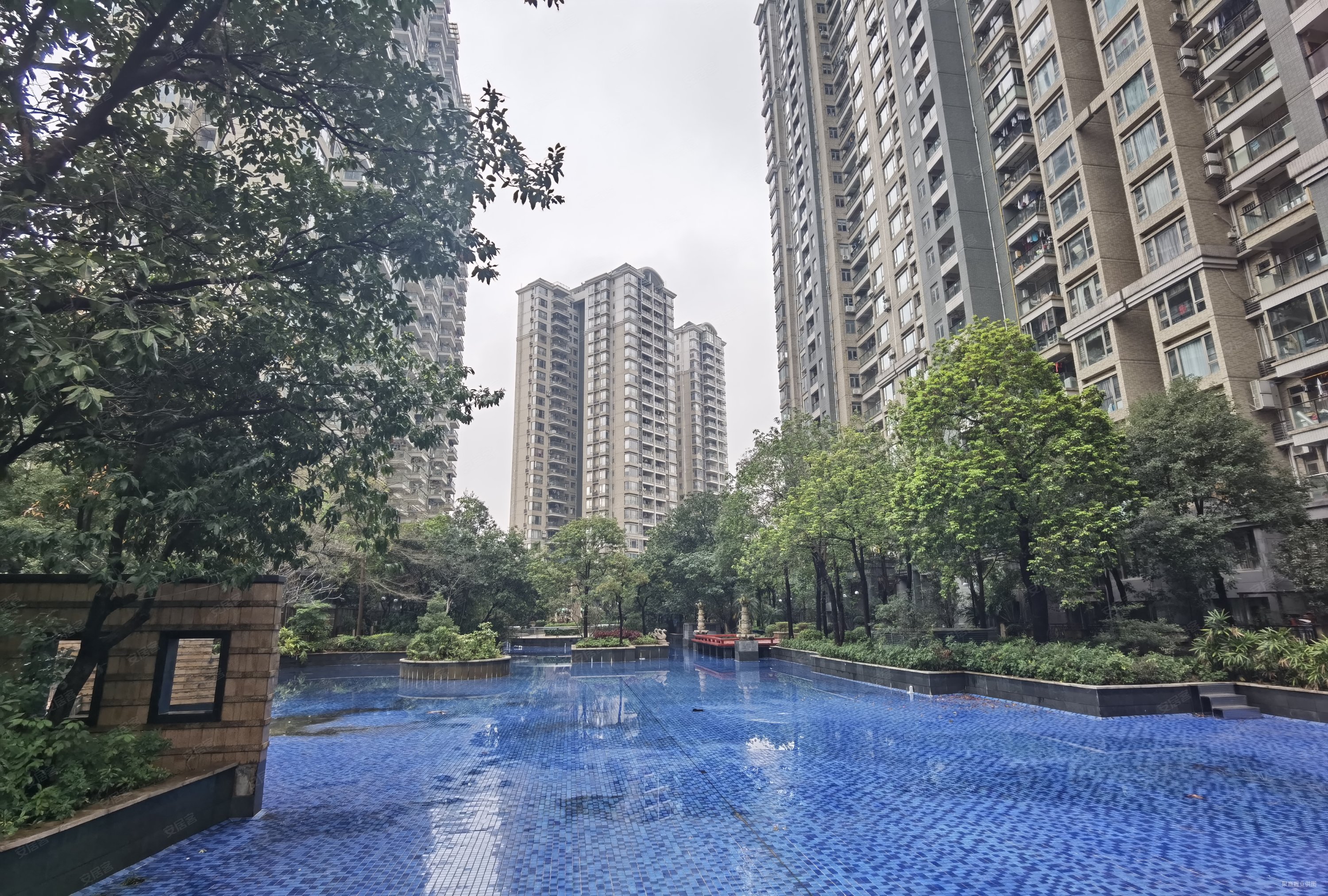 东莞房产网>东莞二手房>南城二手房>西平二手房>光大景湖时代城>3000