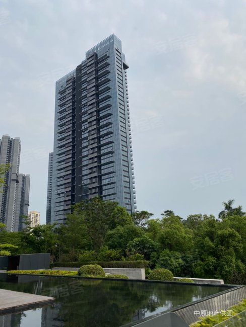 深圳房产网>深圳二手房>南山二手房>华侨城二手房>新天鹅堡(一二期)>