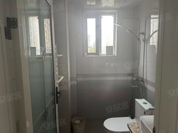 定陶欧亚半岛电梯高层,城中心位置,购物,逛街,公园环绕