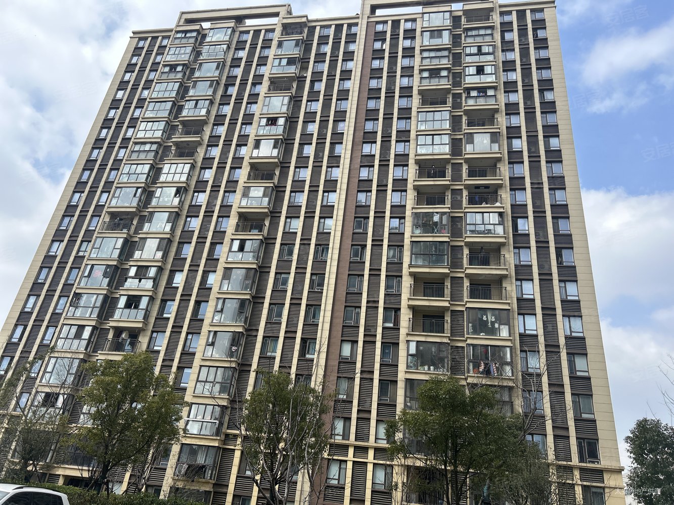 业主亏30万 急售108万 好楼层,景瑞悦庭二手房,120万,3室2厅,2卫,100