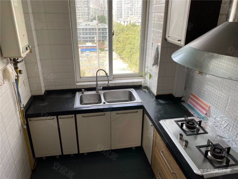 嘉景苑 满五 商圈成熟 中间楼层 出行方便 双卫 临地铁江东