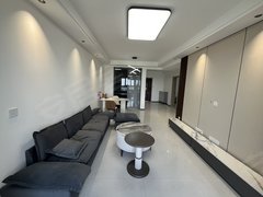 庆阳西峰西峰城区急租!万达!庆化附近!精装两居室!全新装修!首租!出租房源真实图片