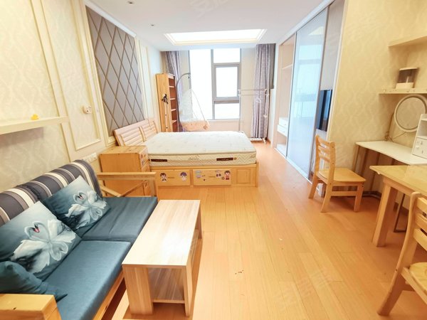 世贸75号公馆精装朝南一房 可押一付一!设施齐全 拎包入住!