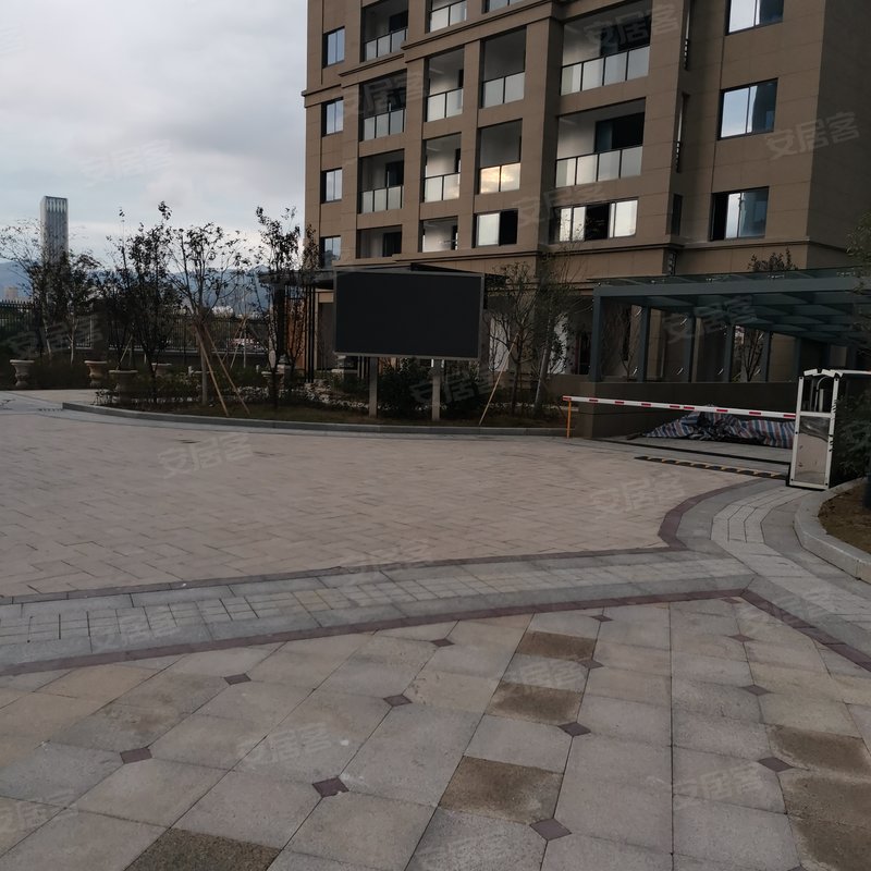 东厦海岸明珠花园