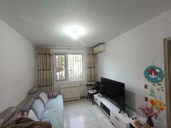 北京门头沟城子街道龙山家园5号院快四公交沿线附近2居室出租主卧室