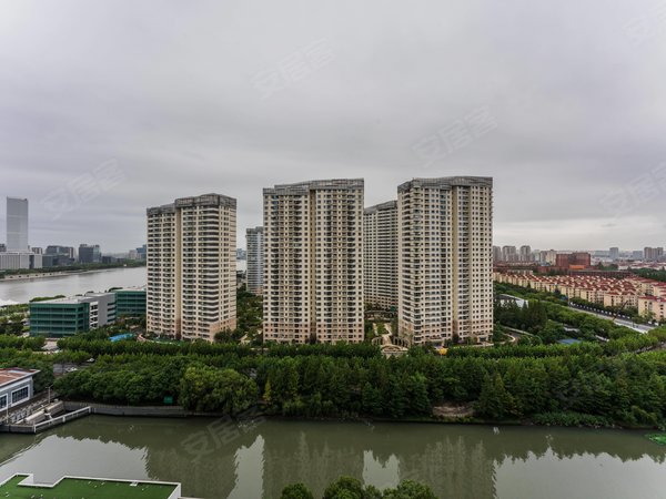 上海徐汇徐汇滨江尚海湾豪庭(一期)房源采光好,南北通透,业主诚意出