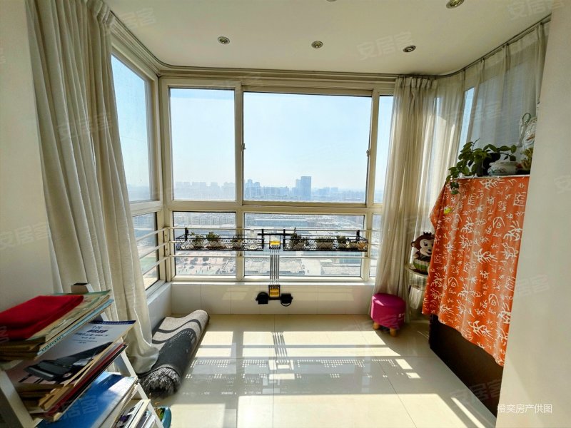 西美商圈十七中旁西美花城精装三室南北通透带地下室