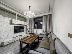 昭通昭阳西片区时代峰尚loft复式公寓1室1厅 精装带全套家具家电拎包入住出租房源真实图片