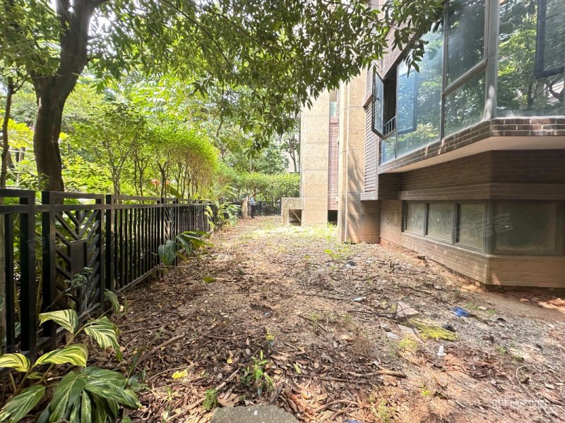 鼎峰尚境 使用率370平 1楼带260平大花园复试9房,鼎峰尚境二手房,845