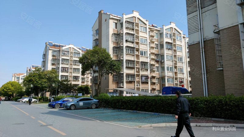 南京房产网>南京二手房>栖霞二手房>龙潭二手房>江畔人家怡江苑>800