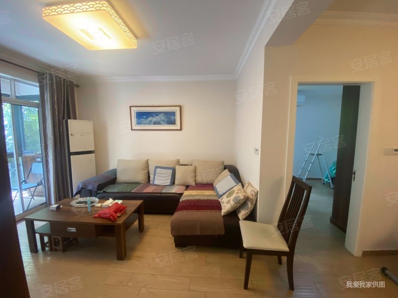 采光好,带固定车位,接受置换,看中可谈,鸿发家园(北区)二手房,760万,3