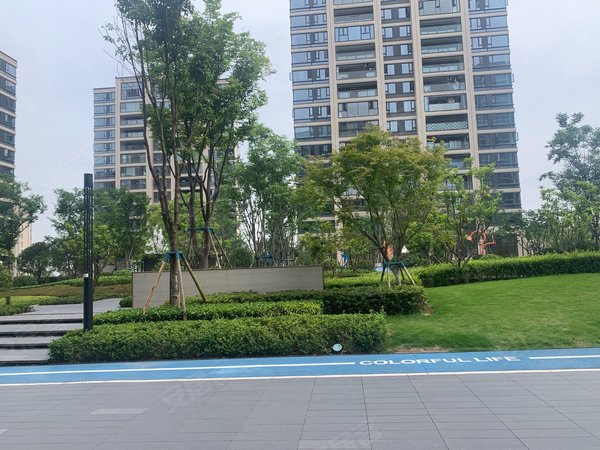 重庆渝北中央公园阳光城未来悦(一期)阳光城未来悦 包车位 包物管费
