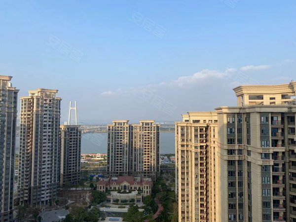 广州南沙万顷沙恒大阳光半岛阳光半岛 三房两卫 配齐出租出租房源真实