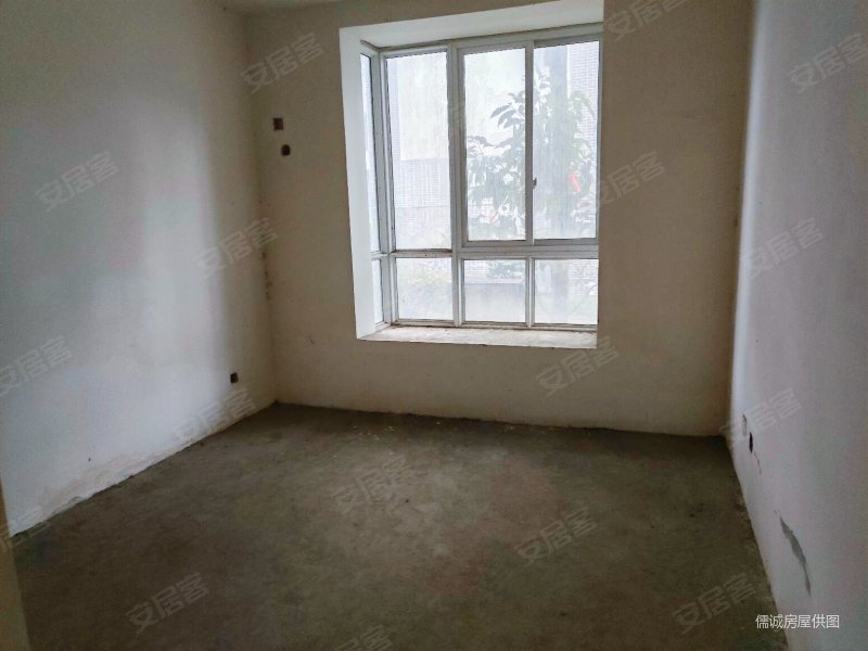 一楼带80平米花园毛坯房可议,花洲原城小筑二手房,58万,2室2厅,1卫