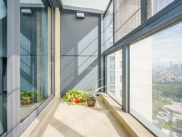 【多图】中洲华府(二期),新安租房,中洲华府二期精装大四房出租,宝安