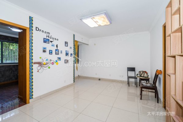 12年次新小区,带产权车位,急降80万,房东买好斐