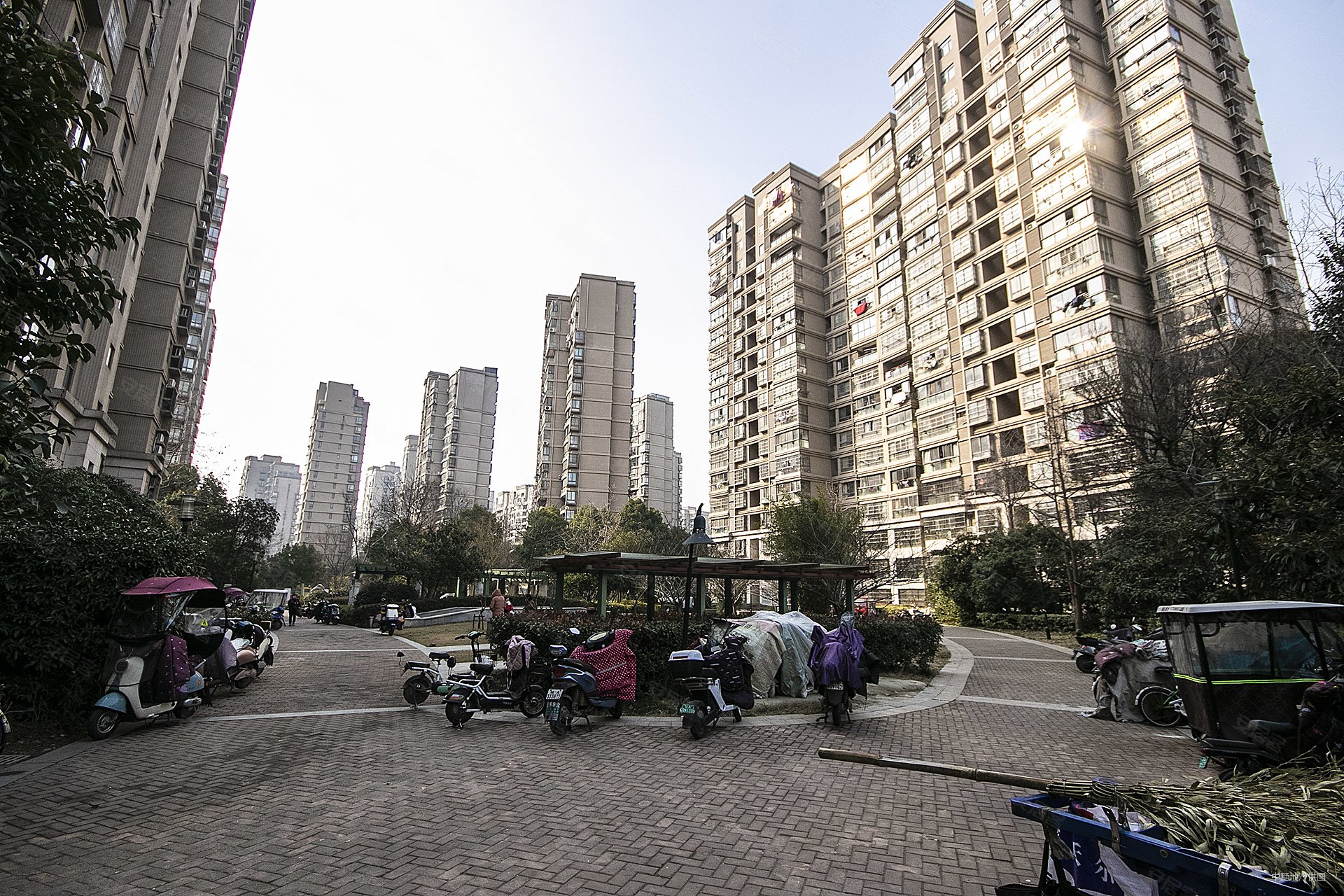 急售利港银河新城户型方正地铁口配套成熟诚心出售