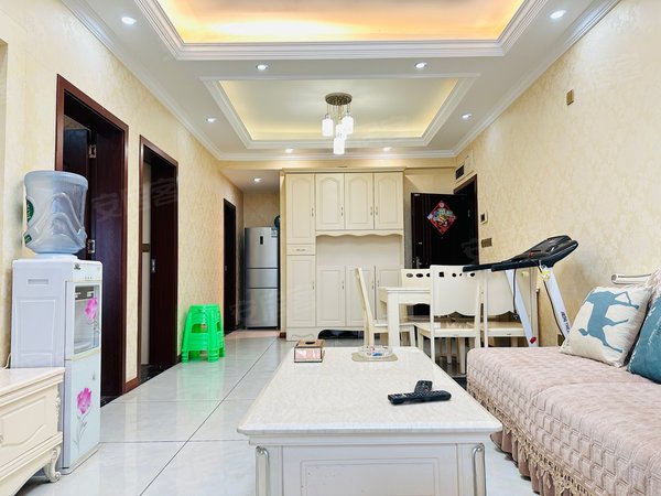 重庆永川人民广场康安尚都(二期)万达旁,三转盘精装两室,拎包入住出租