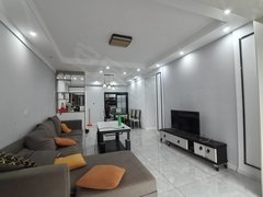 清镇城区东门桥广大上城1600一个月3室2厅2卫出租房源真实图片