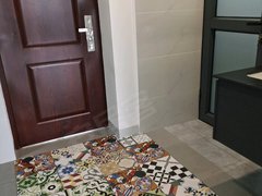 曲靖麒麟南城门锦东圣苑 2室2厅1卫 电梯房 精装修 72平出租房源真实图片