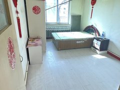 230医院后侧，步梯3楼，设施齐全，包取暖，宽带