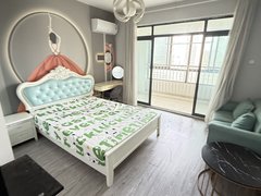 合肥包河马鞍山路和瑞华府主卧带阳台罍街，绿地赢海，地铁一号线出租房源真实图片