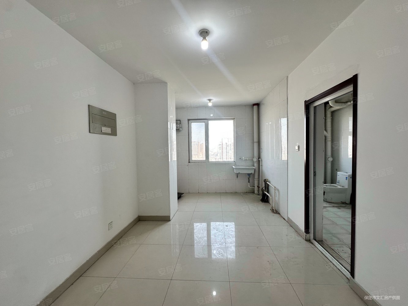 府河家园3室2厅2卫141㎡南北97万