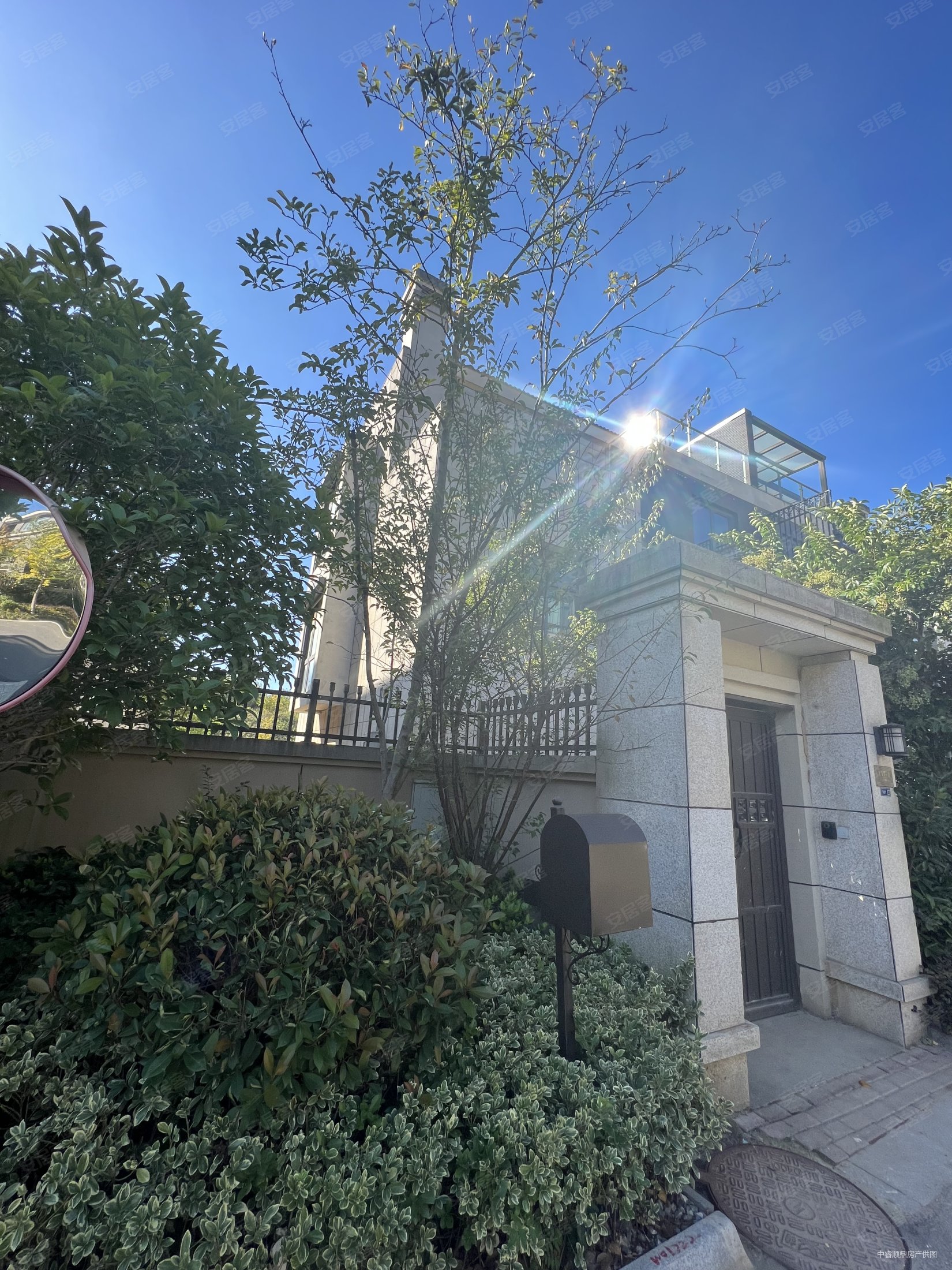 南大和园双拼别墅300平米院子带电梯车库车位急售