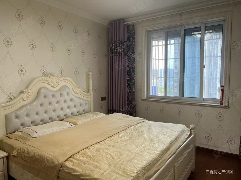 高迪晶城精装两室急售看中给价格就卖