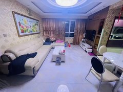 盘锦大洼兴隆三百湖岸丽景94平,电梯三室,没出租过,采光好,离高中近,便宜出租房源真实图片