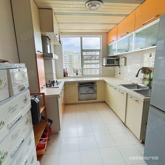 明厨明卫)银海雅苑!精装4房2厅2卫